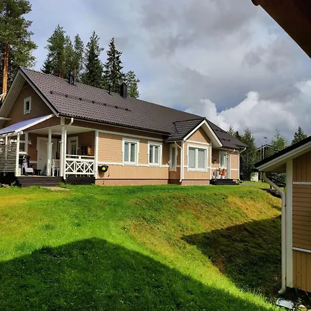 House Santas * רובניימי